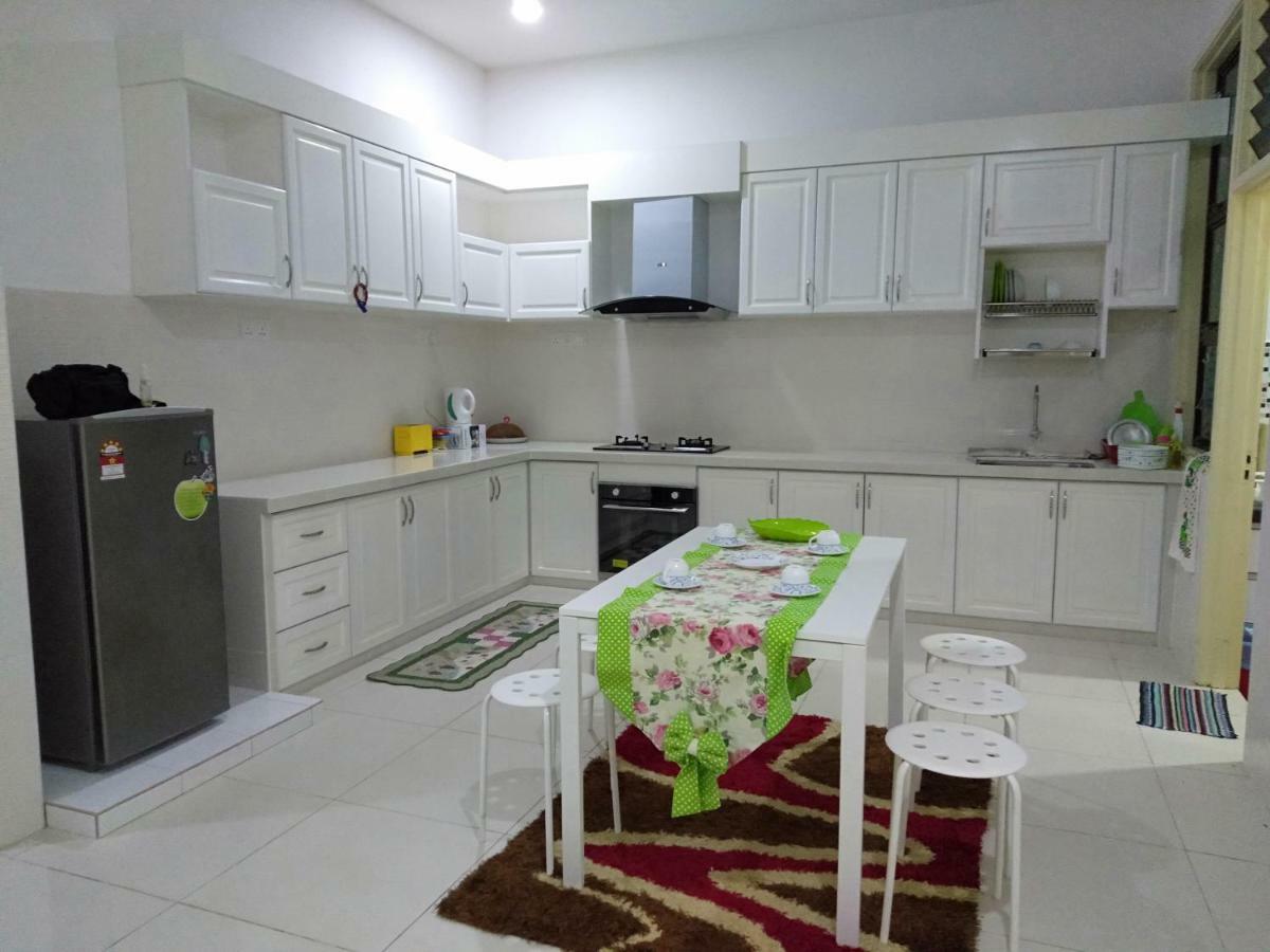 Seri Homestay 293 Σουνγκάϊ Πετάνι Εξωτερικό φωτογραφία
